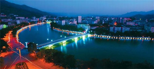 辽阳餐饮设计公司多久能回本，餐饮专业设计公司